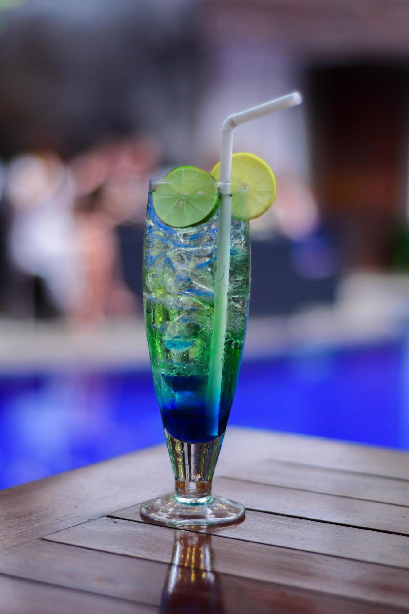 森雷酒店 康提 外观 照片